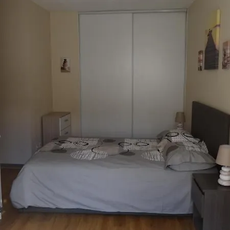 Apartment T2 Standing Confort Avec Balcon - Parking En Option