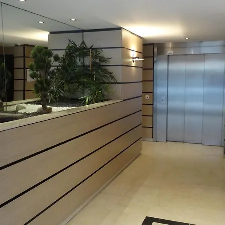 Apartment T2 Standing Confort Avec Balcon - Parking En Option *