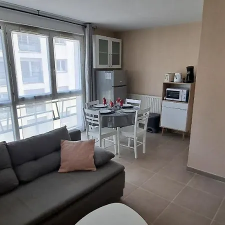 Apartment T2 Standing Confort Avec Balcon - Parking En Option Lyon