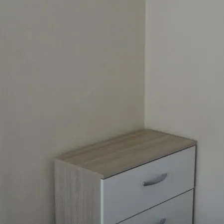 Apartment T2 Standing Confort Avec Balcon - Parking En Option *